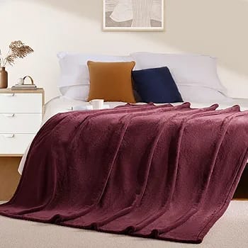 MANTA DE FELPA CON PIEL DE CARNERO VINO 210 X 170 CM
